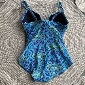 St. John's Bay Swim - St. John’s Bay Teal Paisley Print Swim Suit St. John's Bay Swim - St. John’s Bay Teal Paisley Print Swim Suit